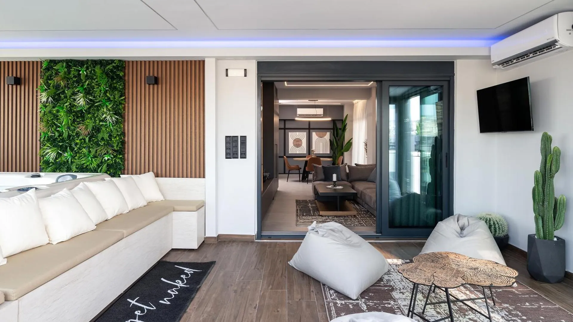 Appartement Sejour Luxury Housing Marseille Penthouse No1 à Thessalonique Grèce